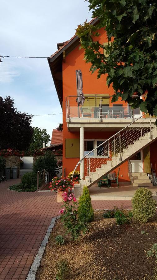 Apartment ' Le Lupulus' *